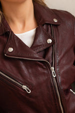Burgundy lambskin biker with asymmetric zip and zipped cuffs. - Image n°7