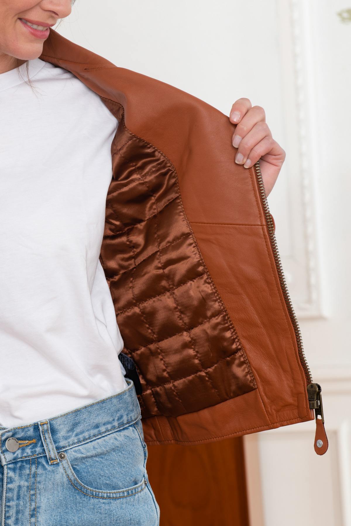 Women's lambskin Perfecto by Schott, LCW8614 in Cognac, slim fit. - Image n°7
