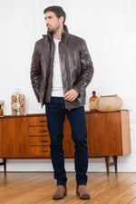 Timeless brown lambskin jacket with biker flair and removable warmth. - Image n°2