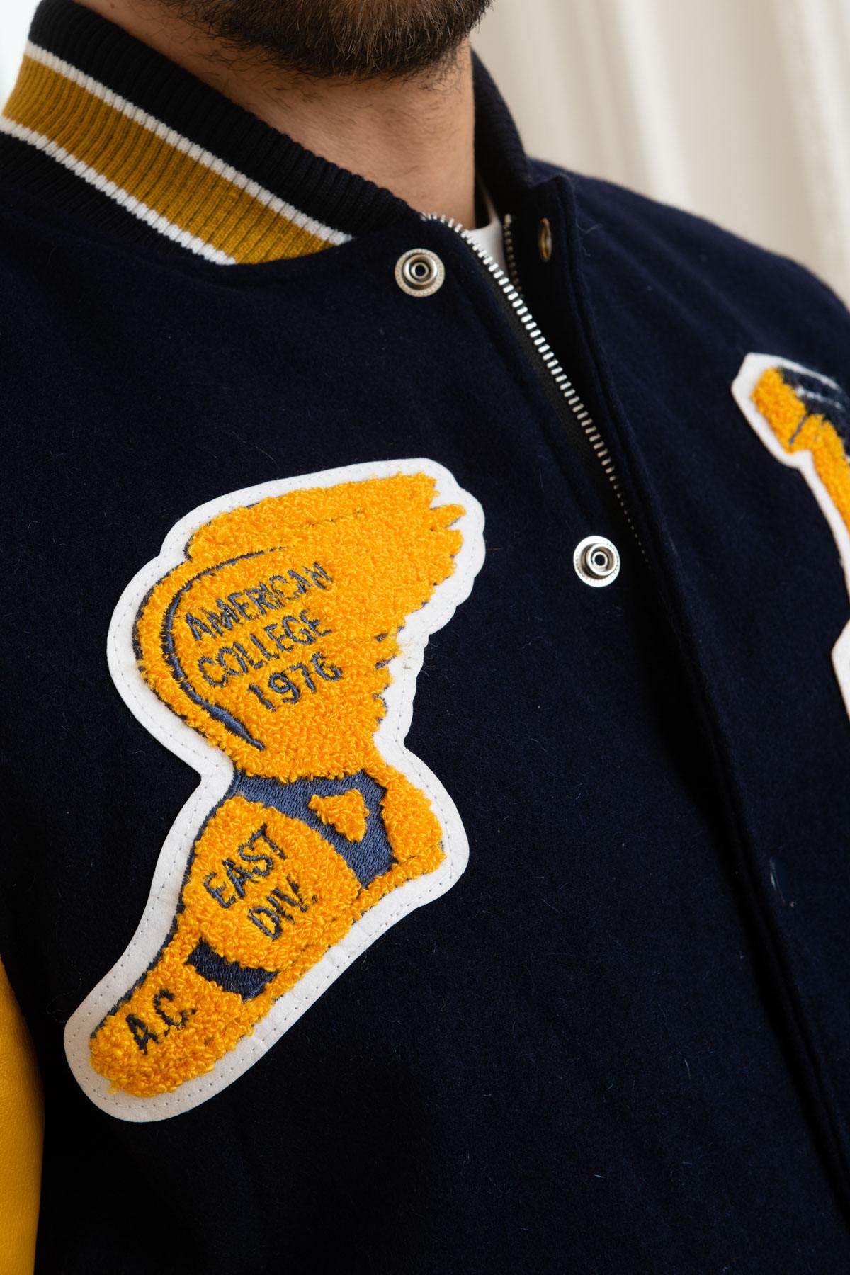 Navy blue and yellow US varsity teddy - Image n°9