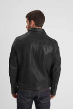 Washed lambskin jacket, slim fit, shirt collar-retro yet versatile. - Image n°4