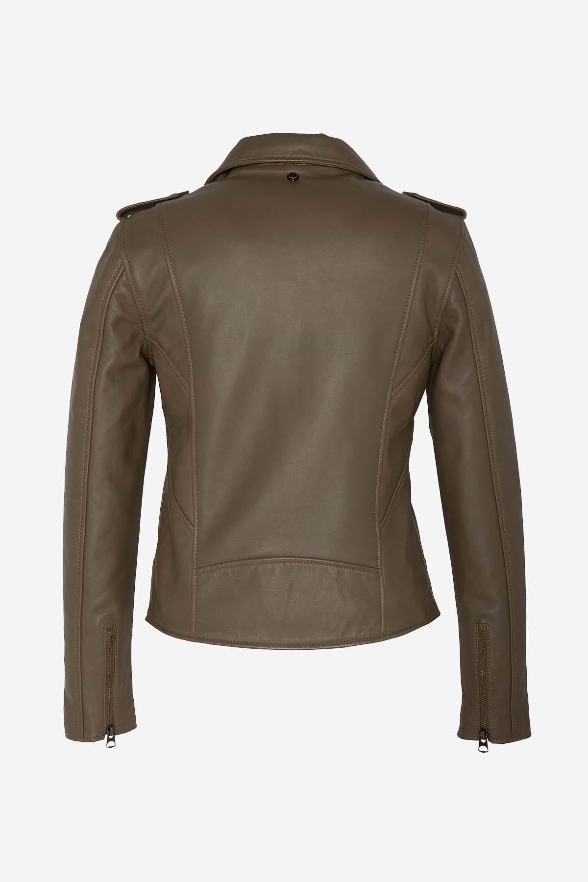 Schott's khaki lambskin Perfecto-slim, matte, and timeless for her. - Image n°7