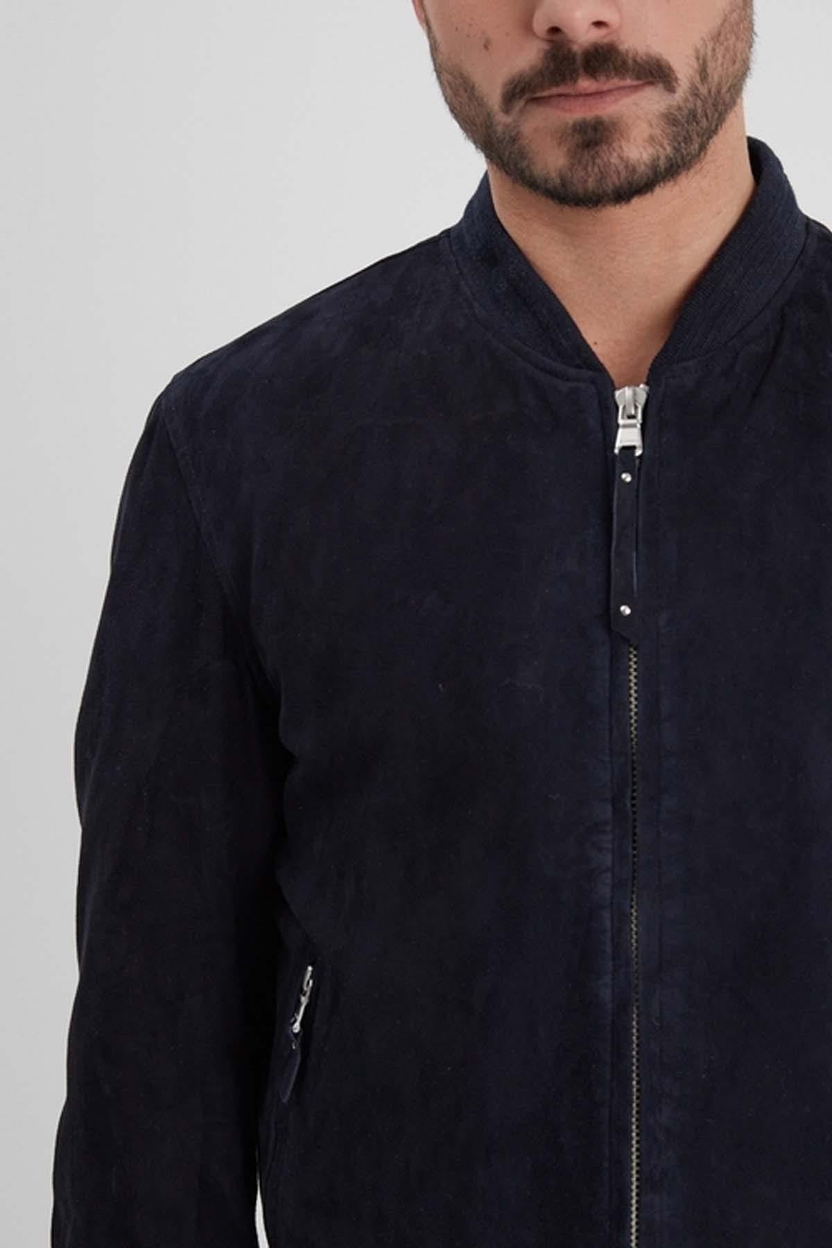 Navy goat suede bomber, sporty yet timeless for all-season wear. - Image n°2