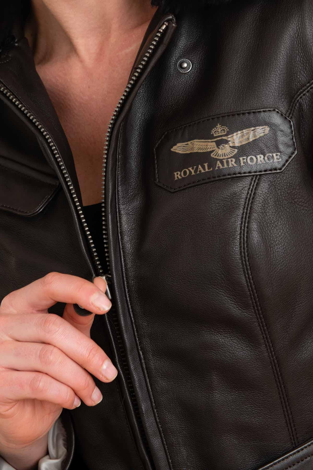 Women's navy blue leather jacket with fur collar - Image n°12