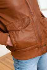 Women's cognac aviator style leather jacket - Image n°7