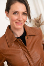 Women's cognac aviator style leather jacket - Image n°6