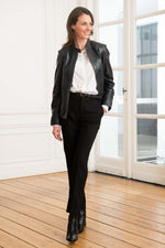 Rock-inspired navy lambskin jacket with moto collar and straight cut. - Image n°2