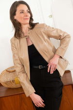 Beige pearl lambskin jacket: soft, relaxed, and effortlessly stylish. - Image n°1