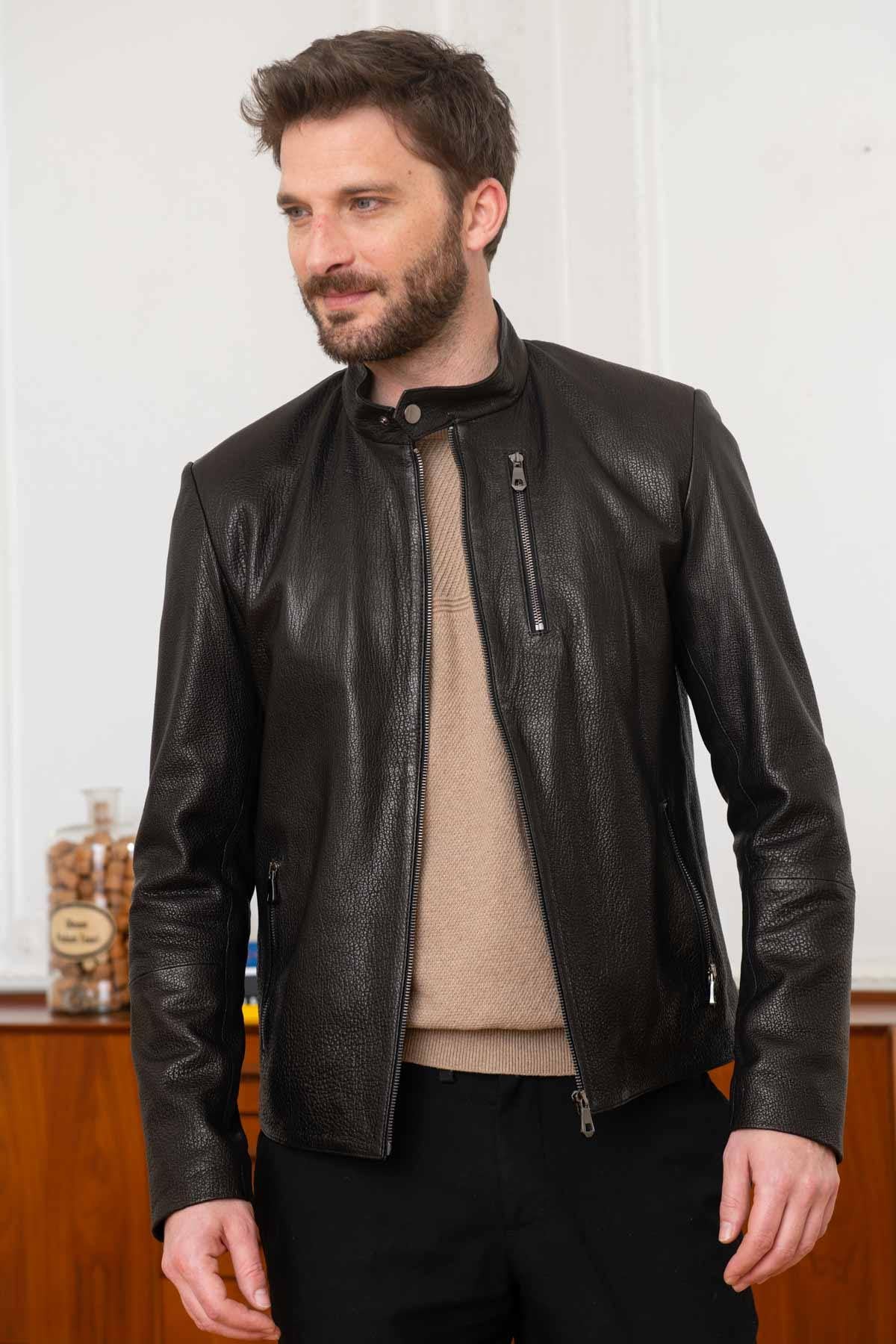 Black lambskin jacket, moto collar, regular fit-ideal for any season. - Image n°1