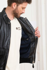 Schott's navy A2 jacket in lambskin-slim, timeless, pilot-ready. - Image n°3