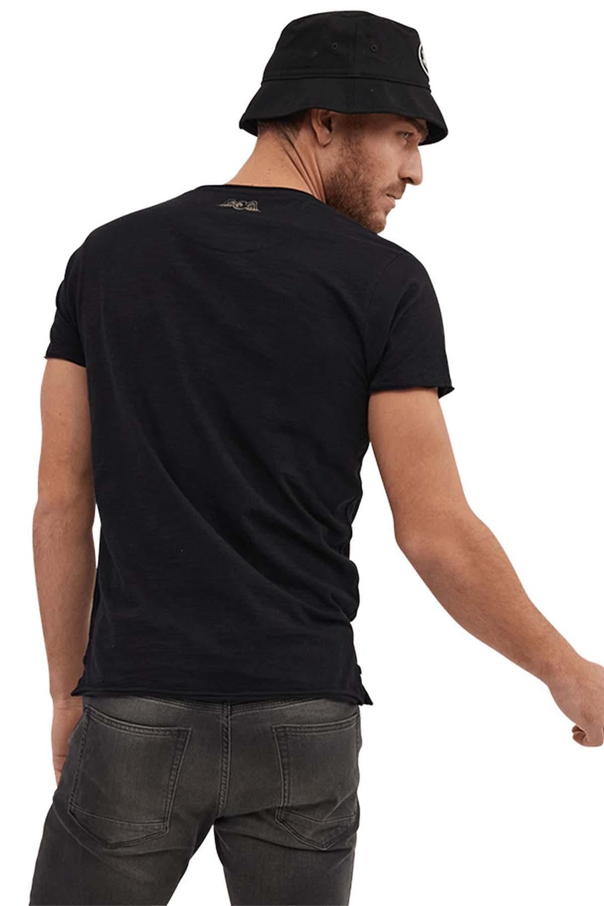 Men's black t-shirt with comic print - Image n°3