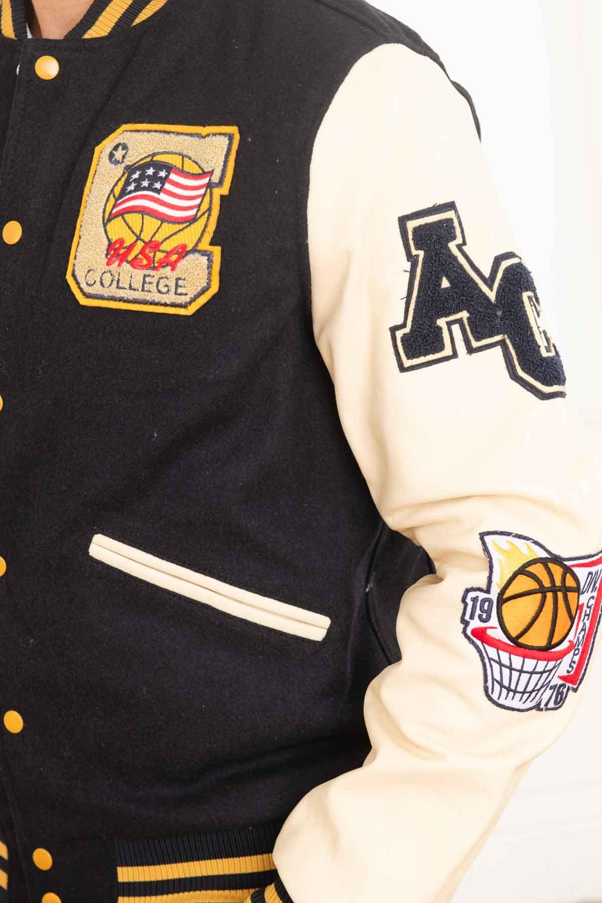 AC-17 varsity jacket: navy and beige wool with sheepskin sleeves. - Image n°7