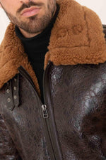 Shearling-lined bomber in glossy dark brown reversed sheep leather. - Image n°4