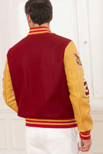 American College's burgundy varsity: wool and gold-yellow leather. - Image n°5