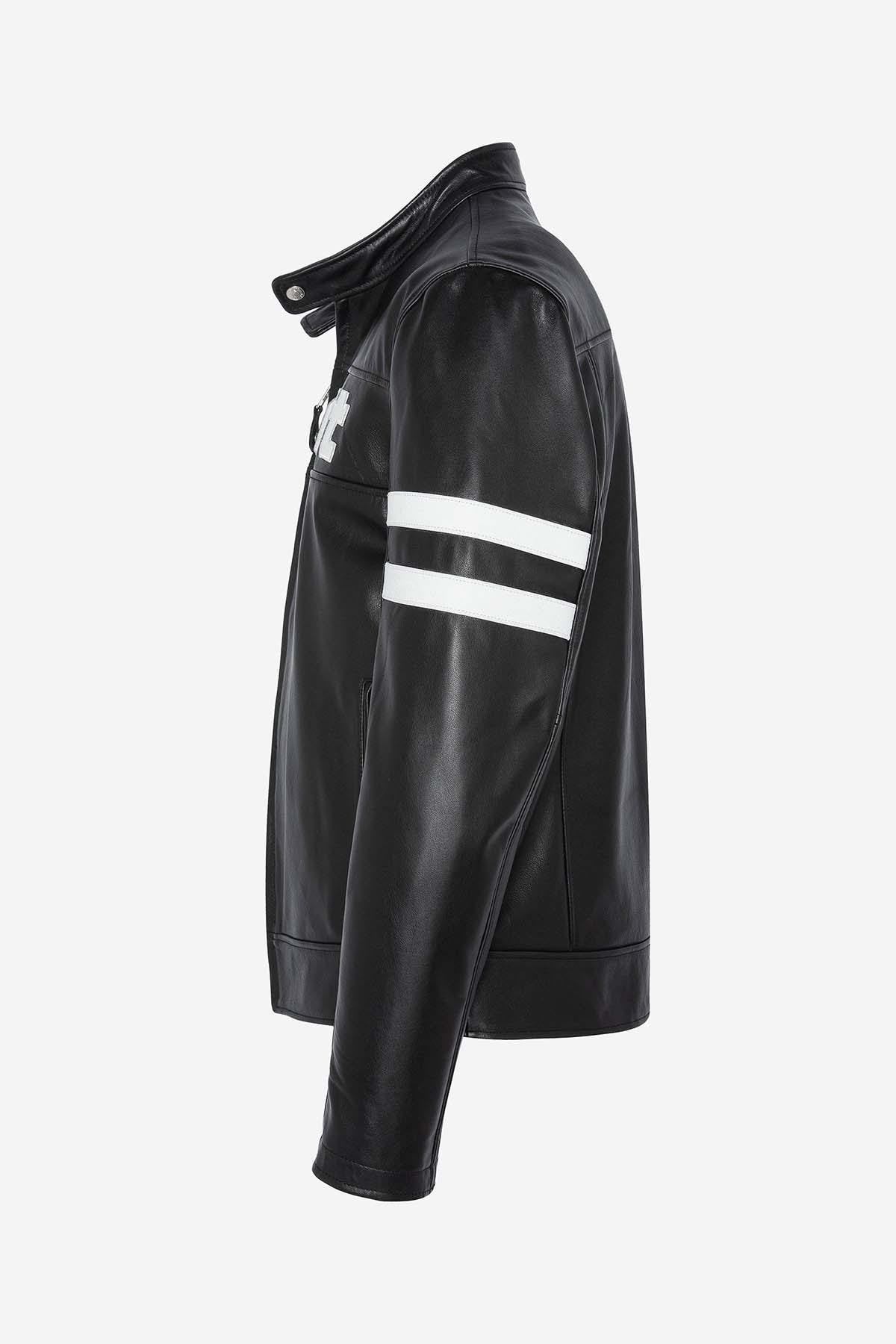 Black cowhide jacket by Schott-timeless moto design for daily wear. - Image n°8