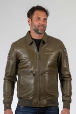 RAF-licensed dark khaki sheepskin jacket, timeless and versatile. - Image n°4