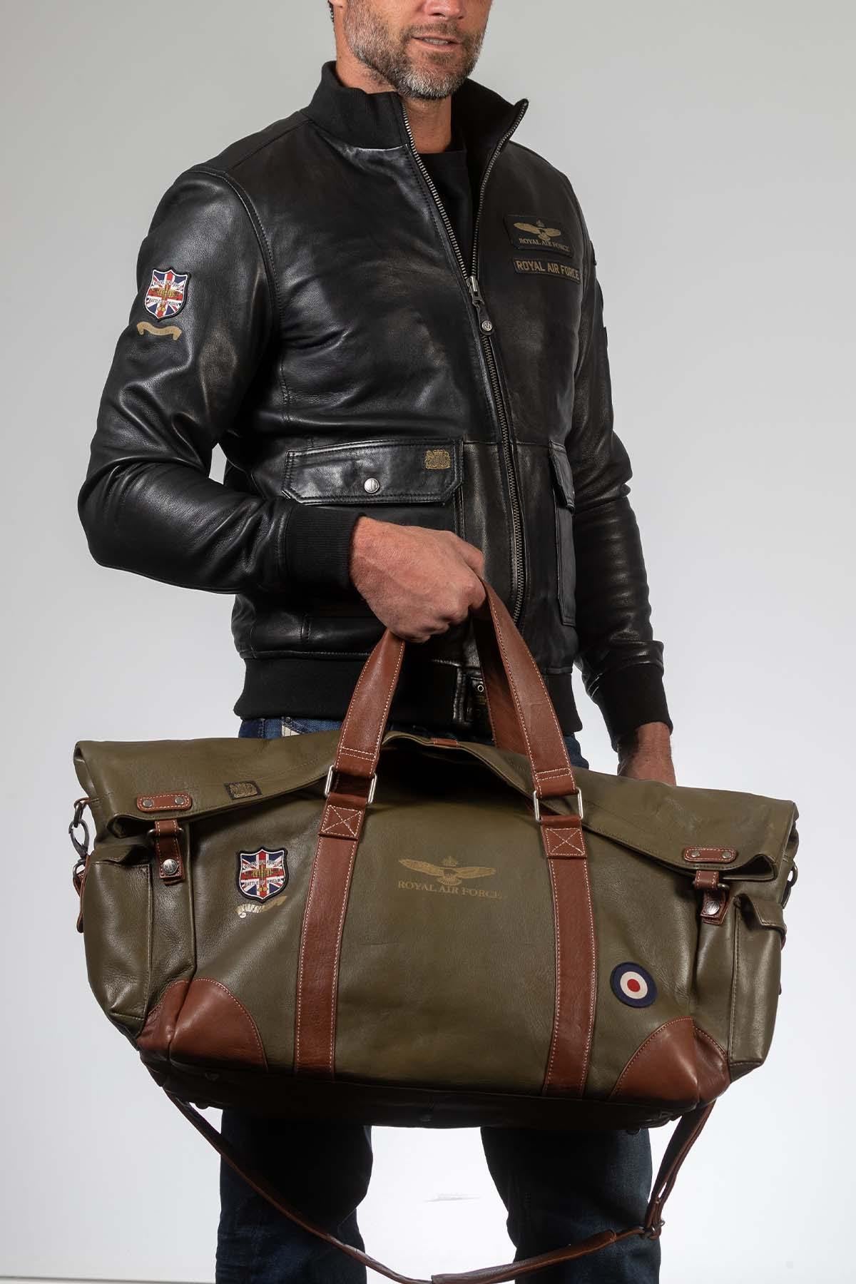 Dark khaki aviator style travel bag - Image n°1