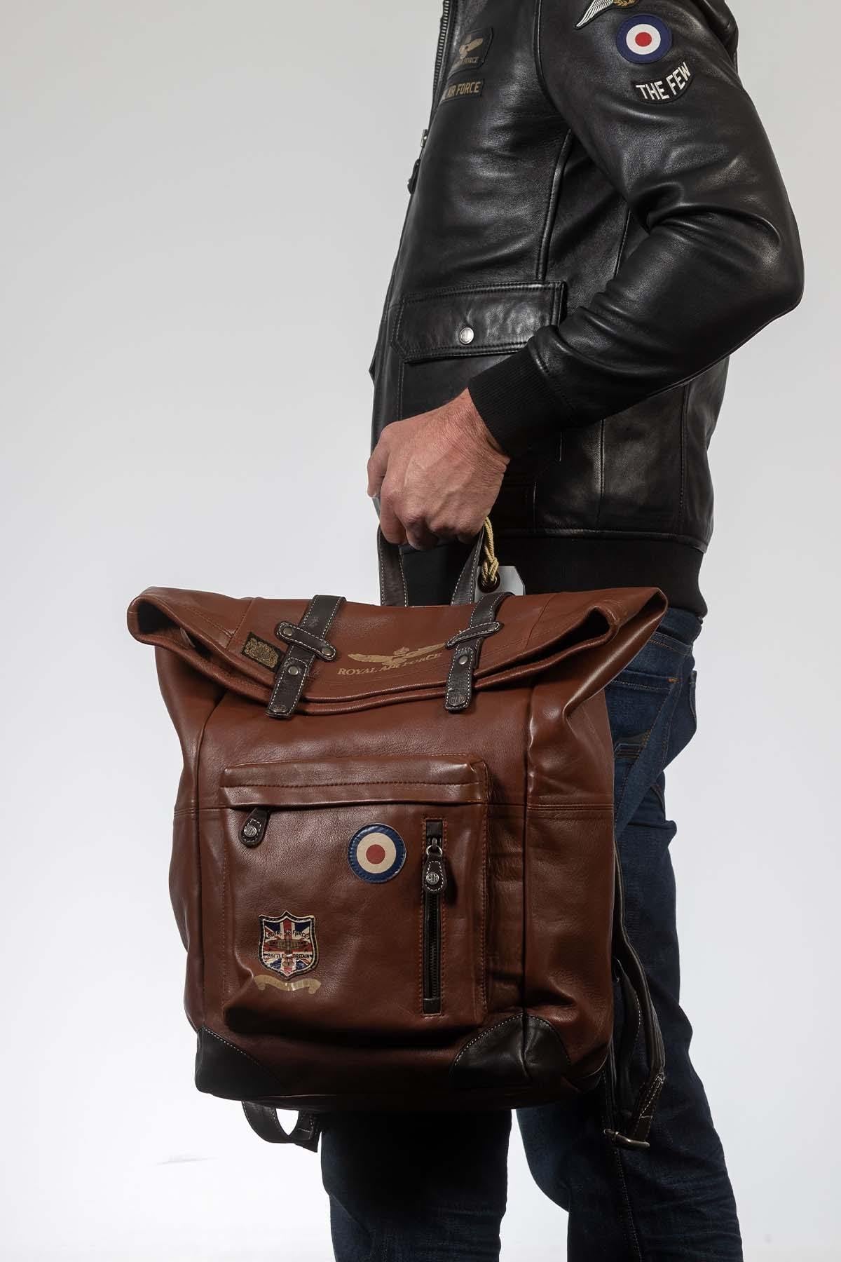 Aviator style tortoise brown leather backpack - Image n°1