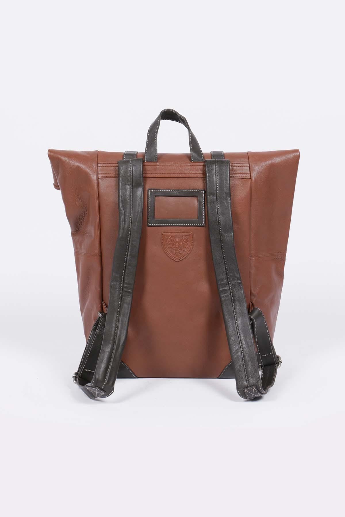 Aviator style tortoise brown leather backpack - Image n°3