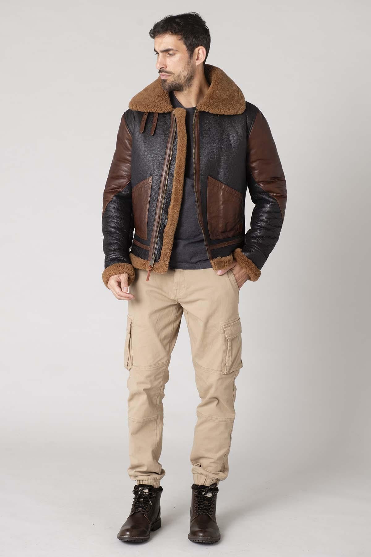 Tobacco-cognac lambskin bomber with warm shearling lining. - Image n°2