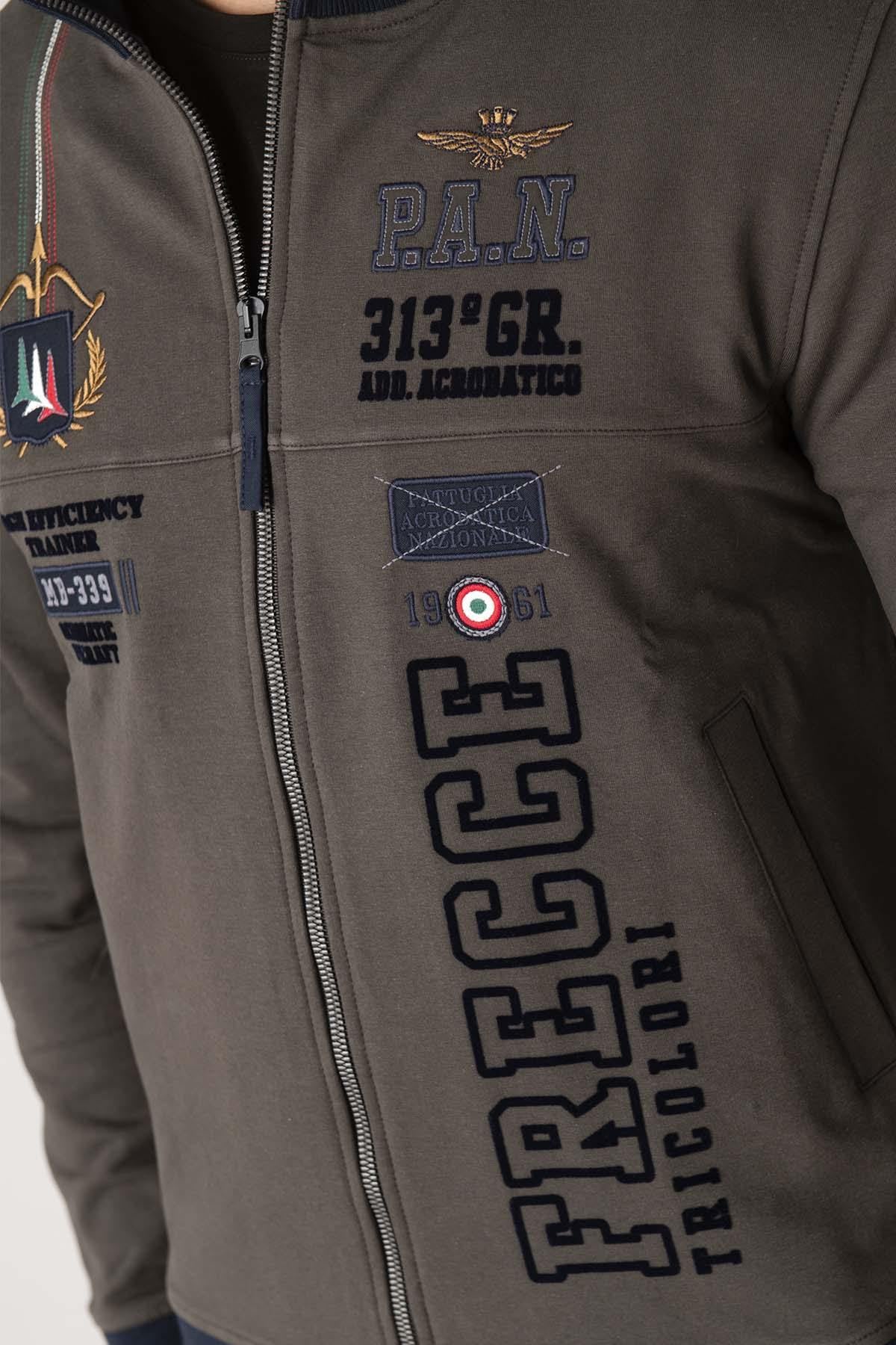 Brown cotton jacket with military aviation embroidery - Image n°4