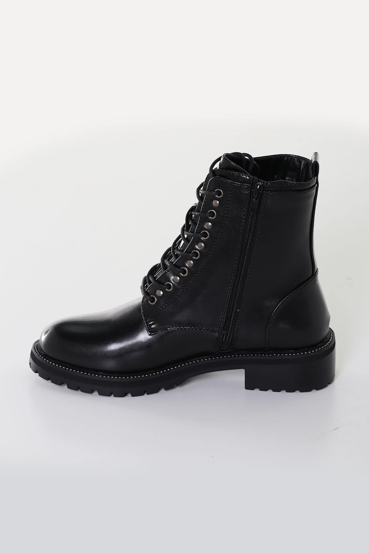 Black lace-up boots for women - Image n°6