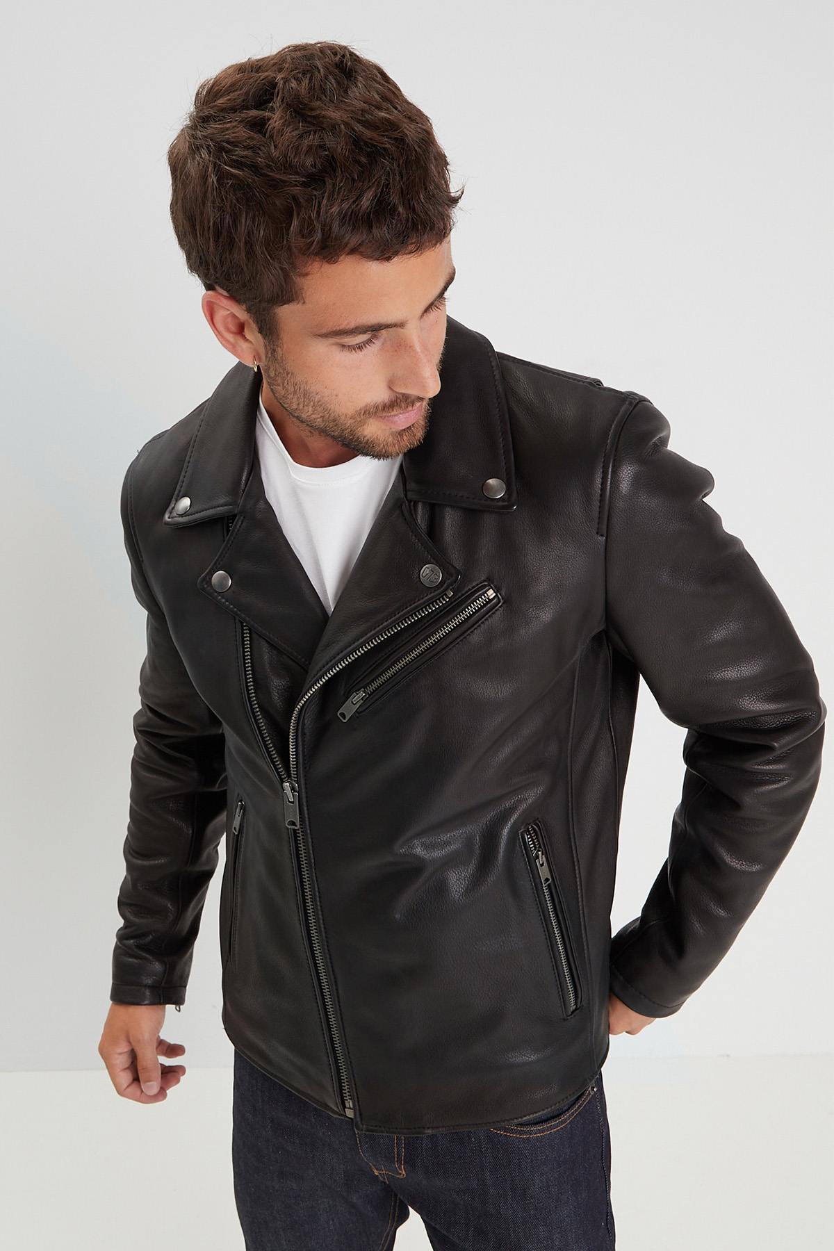 Thick black leather Biker Jacket for men - Image n°6