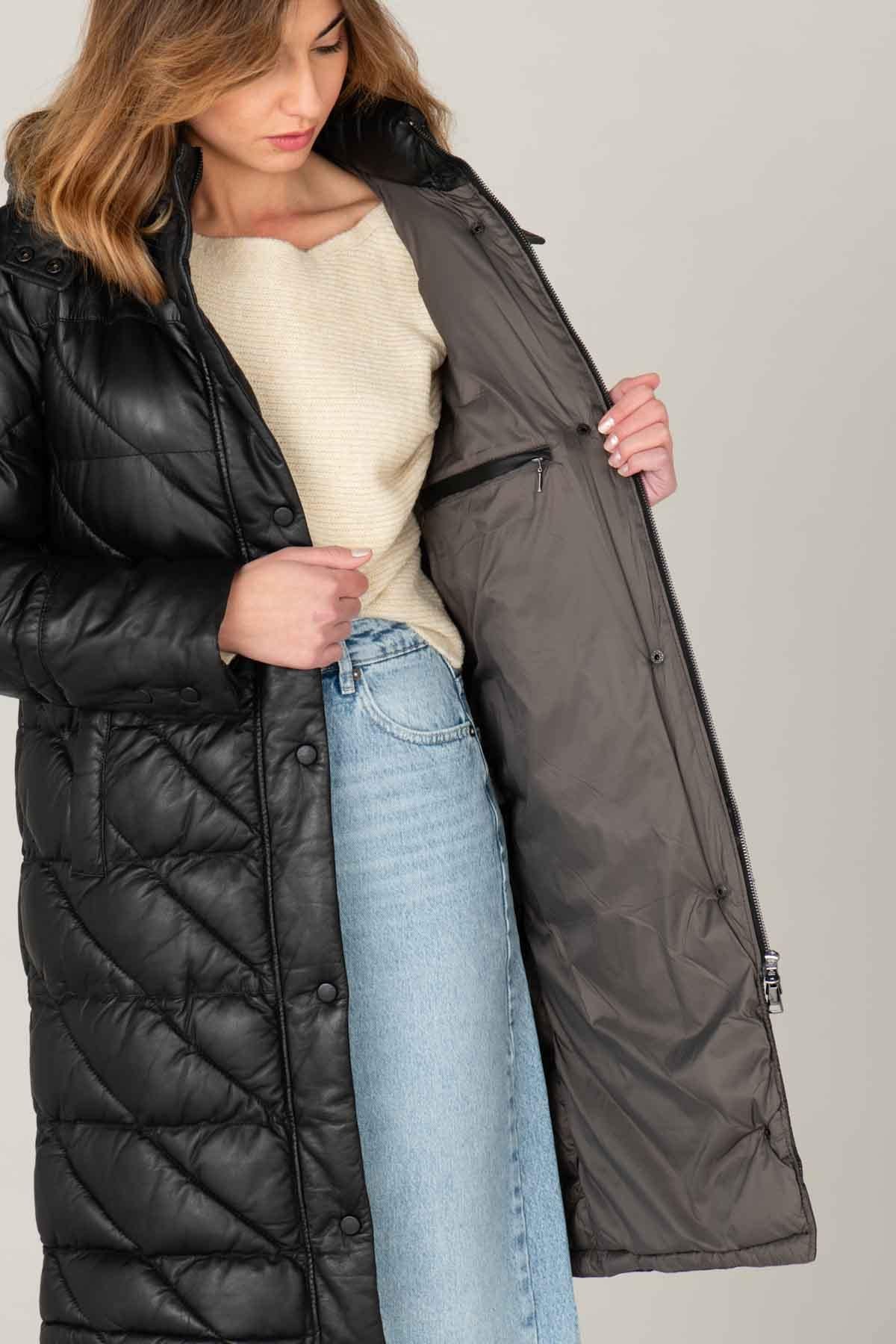 Black sheep leather jacket by Oakwood, warm for cold seasons. - Image n°6