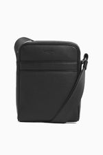 Small Charles bag in black grained leather - Image n°1