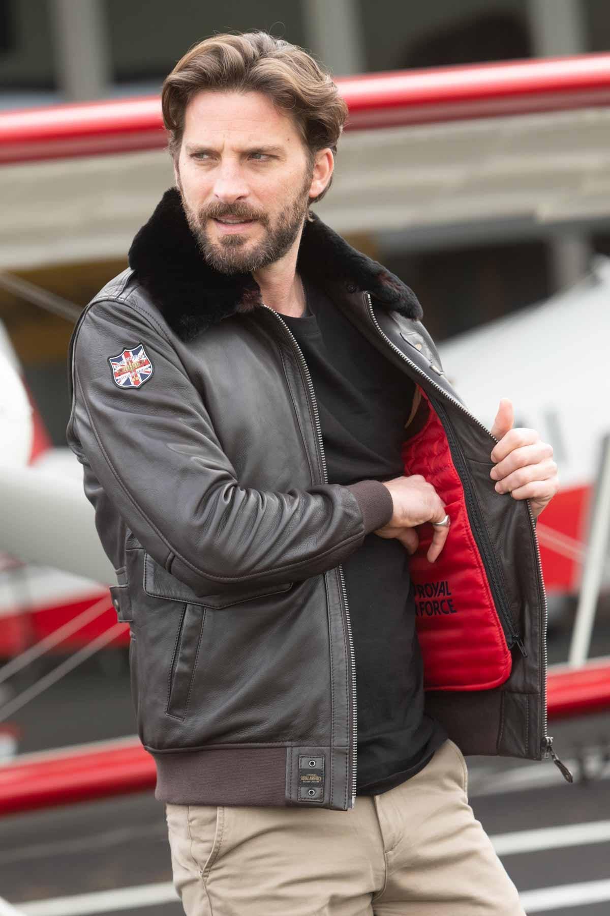 Dark brown sheepskin aviator jacket with RAF insignias and fur collar. - Image n°2