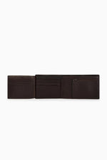 Brown oiled leather wallet - Image n°4