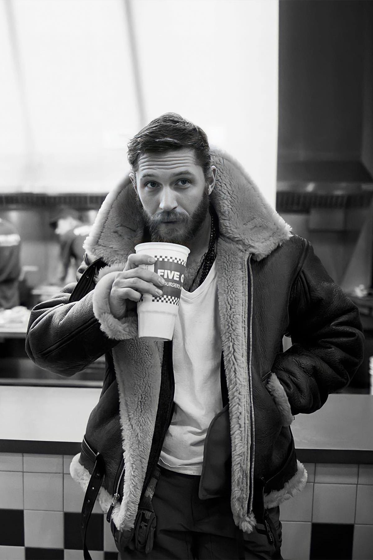 Z2109 Brown: thick shearling, RAF bomber warmth, patina that evolves. - Image n°4