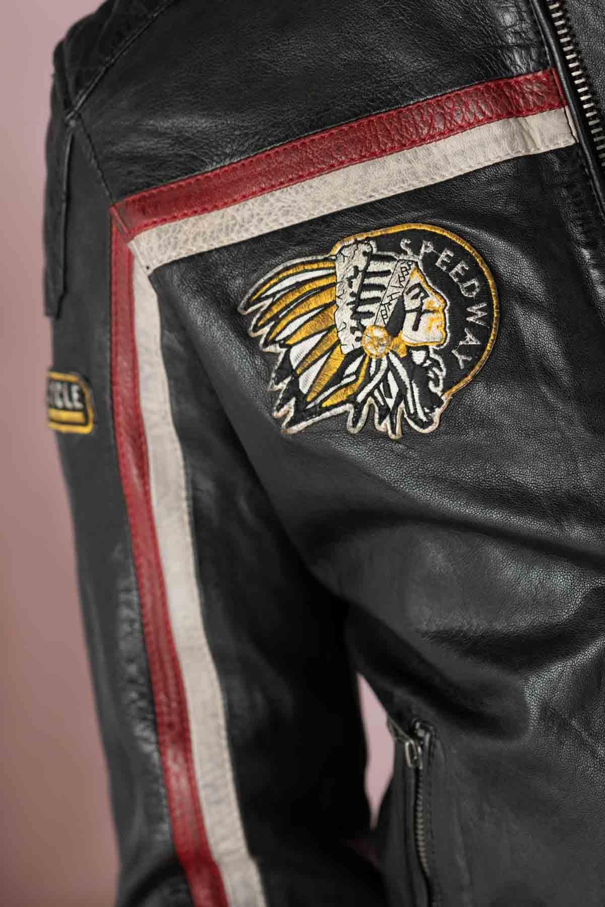 Supple lambskin biker jacket with bold red stripes. Road-ready. - Image n°6
