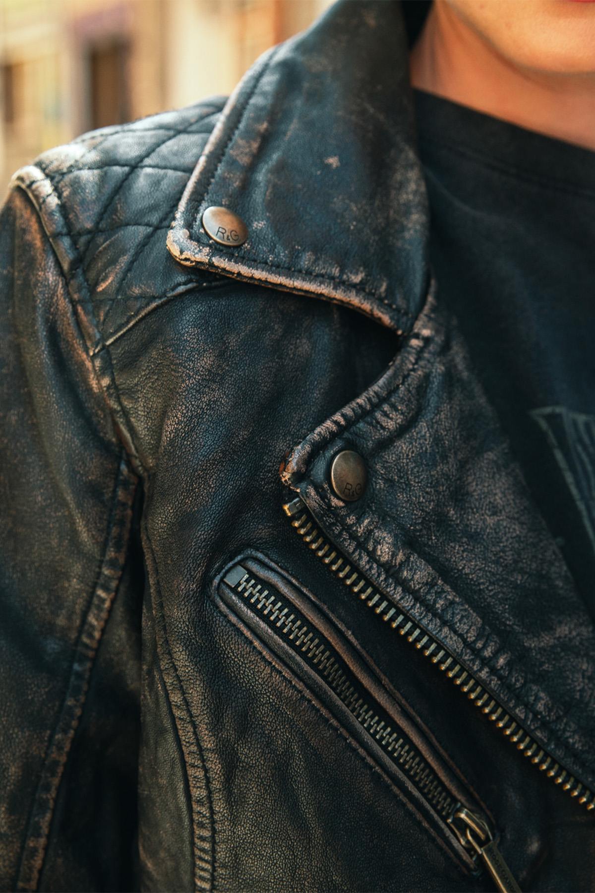 Rock-chic sheep leather jacket. finish, black and beige. - Image n°8