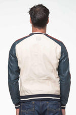 Steve McQueen's ecru sheepskin jacket-soft, warm, and timeless. - Image n°3