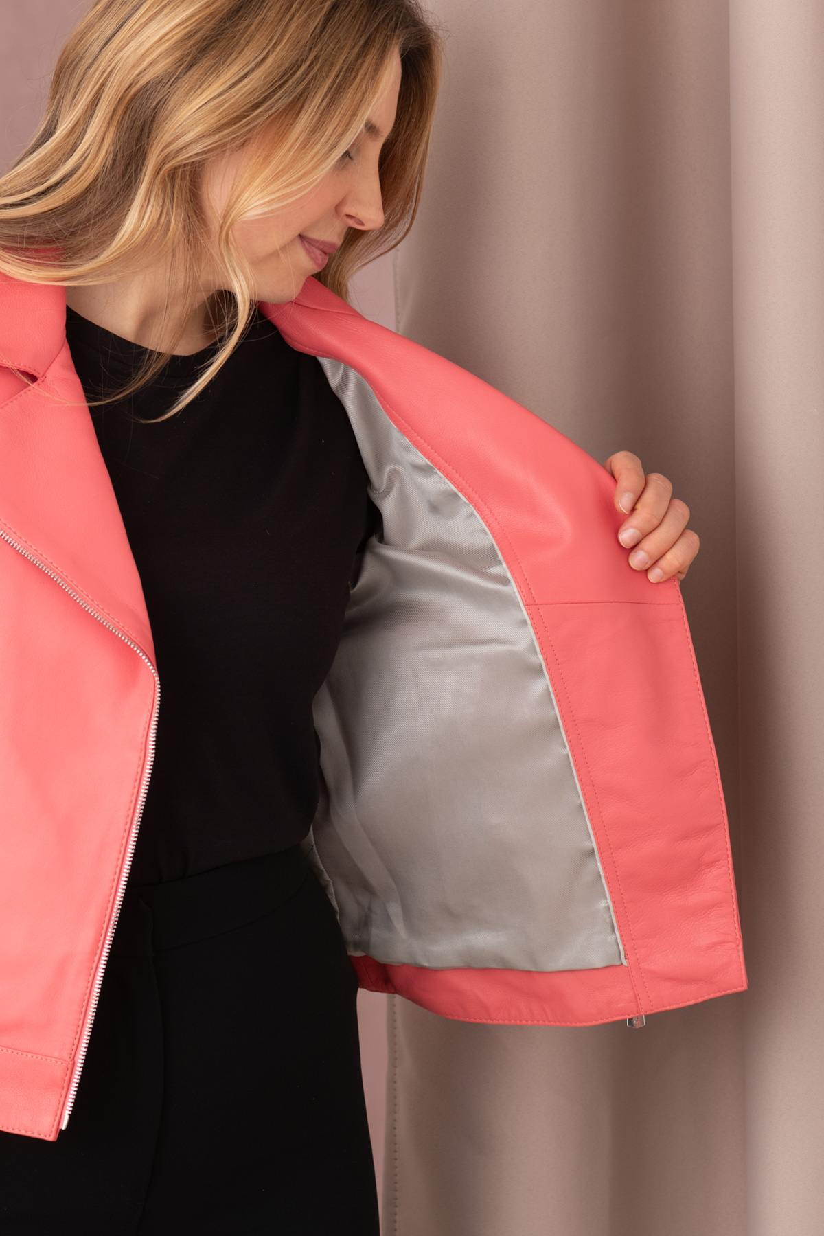 Dark pink leather Biker Jacket - Image n°9