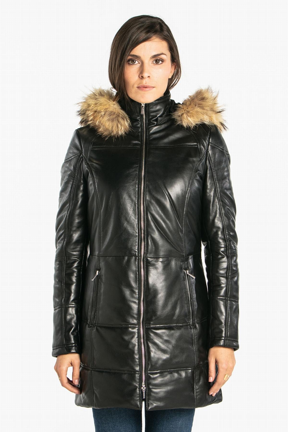 Mid-length lambskin coat with detachable hood for chic autumn wear. - Image n°7