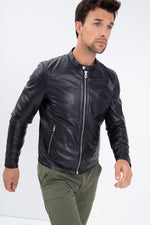 Black lambskin biker jacket, sleek and moto-inspired. - Image n°2