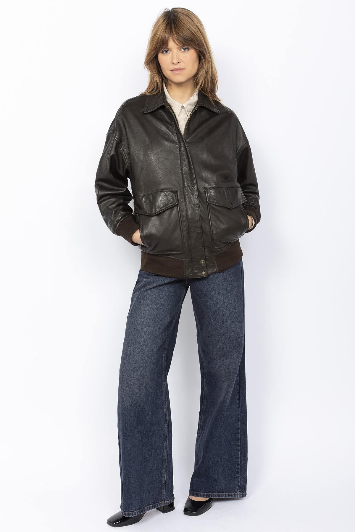 Washed lambskin aviator jacket. Oversized fit, zip and snap pockets. - Image n°6