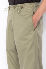 Army pants convertible into wise khaki cropped pants - Image n°3