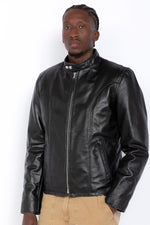A timeless Schott cowhide jacket with biker collar and regular fit. - Image n°5