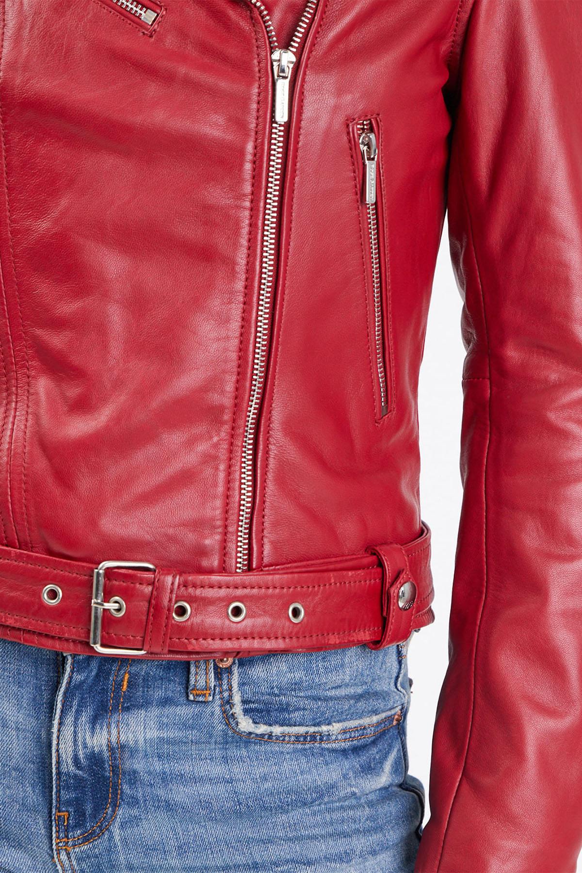 Contoured lambskin jacket: notched collar, silver snaps, biker edge. - Image n°9