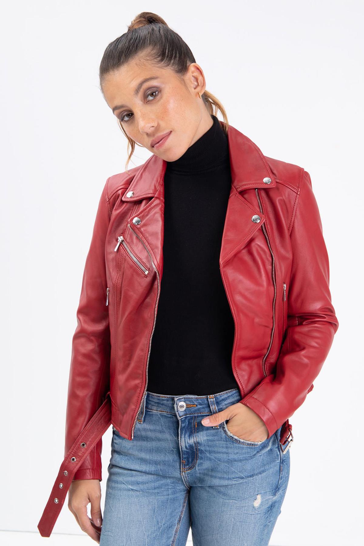 Contoured lambskin jacket: notched collar, silver snaps, biker edge. - Image n°11