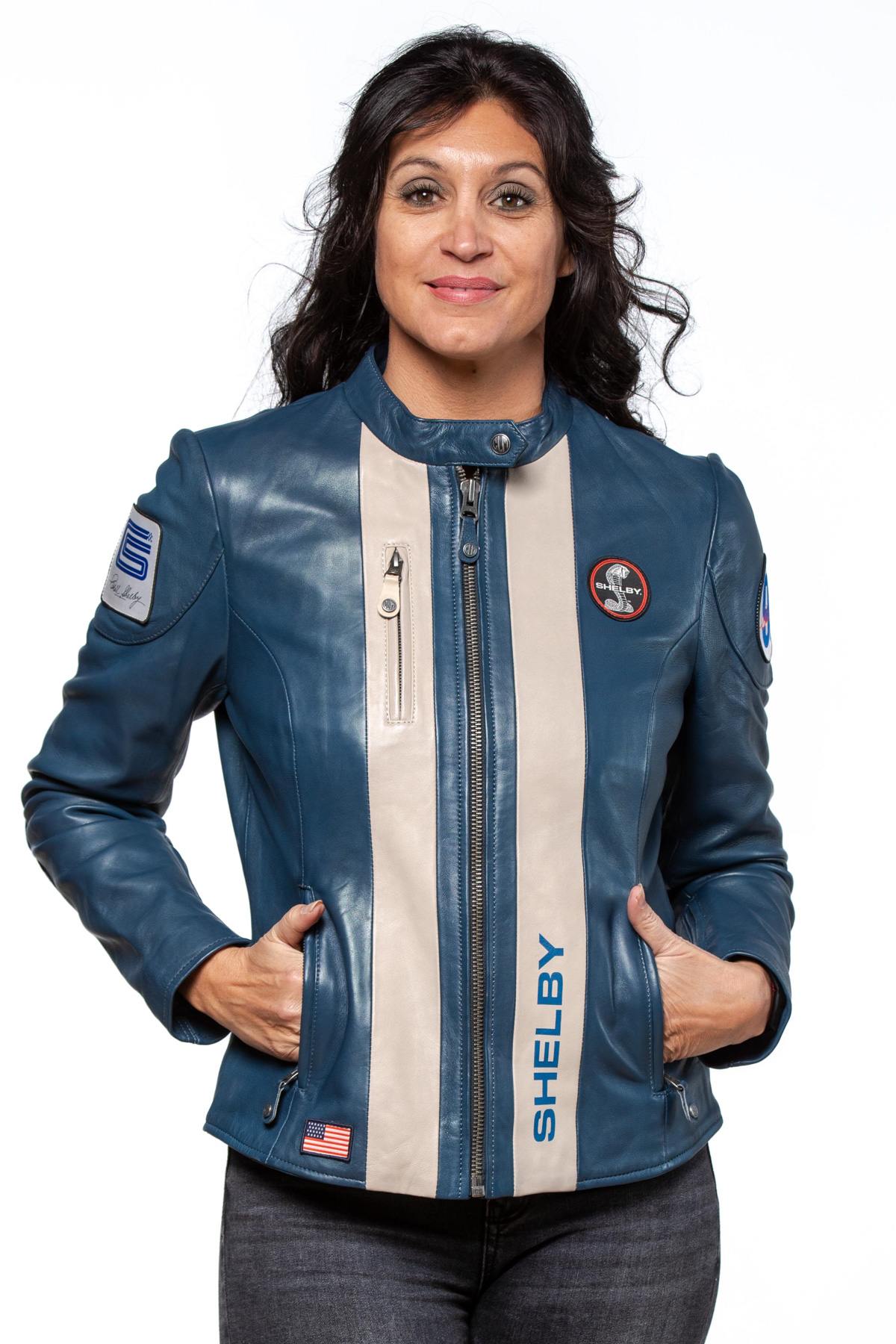 1950s racing-inspired royal blue sheepskin jacket, sleek and feminine. - Image n°4