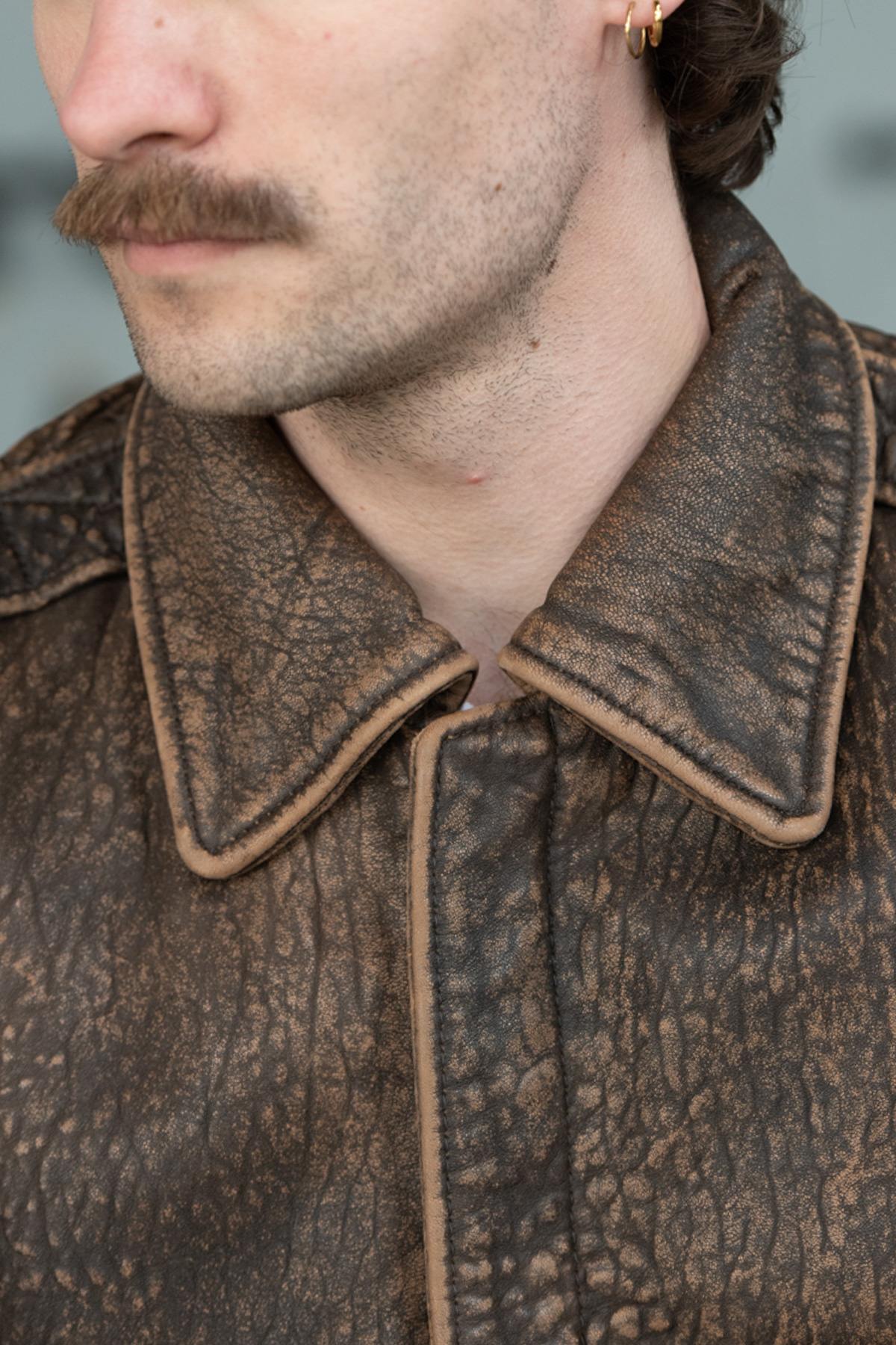 US Wings' aged sheepskin A-2: WWII authenticity in a limited edition. - Image n°8