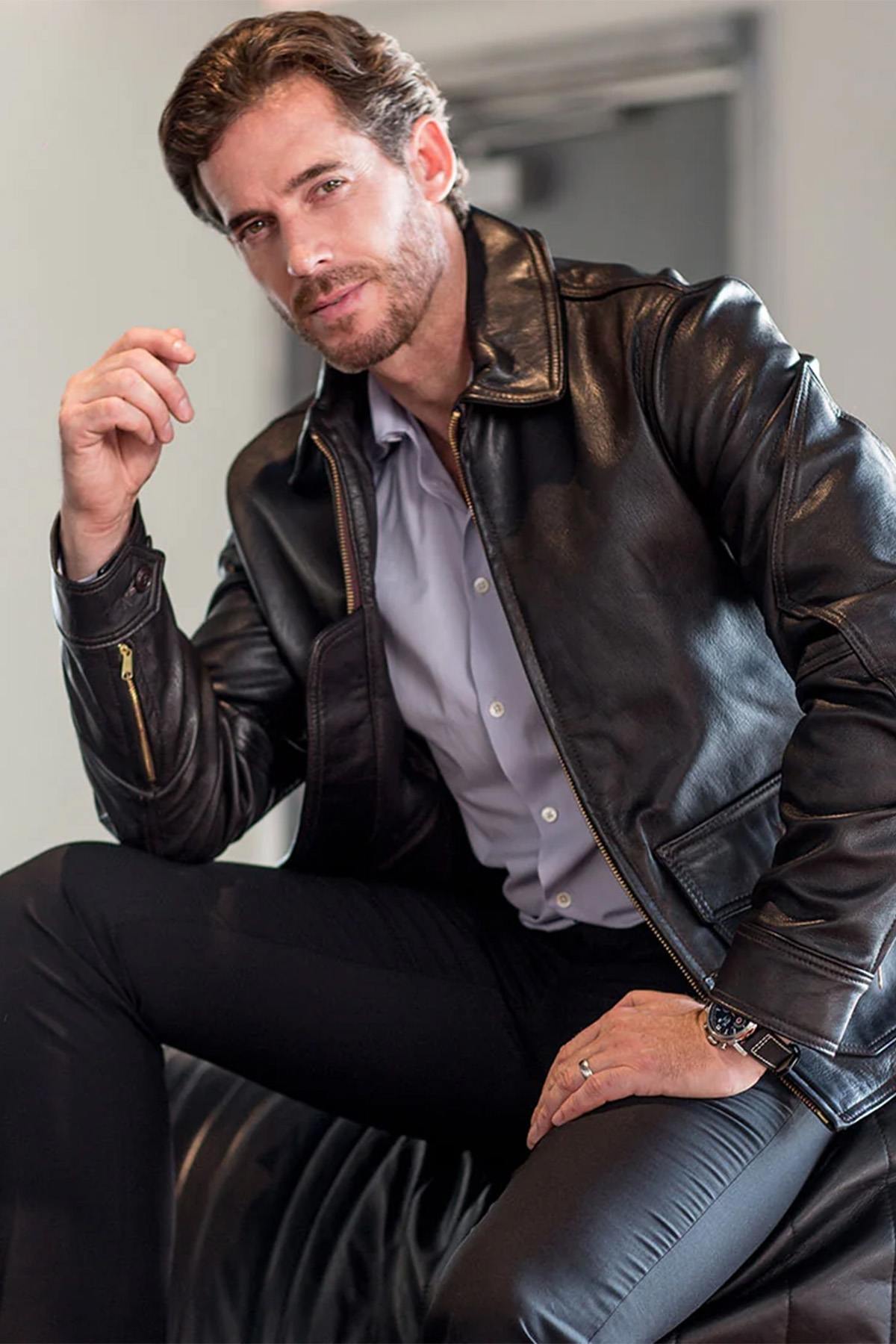 1930s US Navy flight jacket in brown goatskin, slim-fit and timeless. - Image n°1