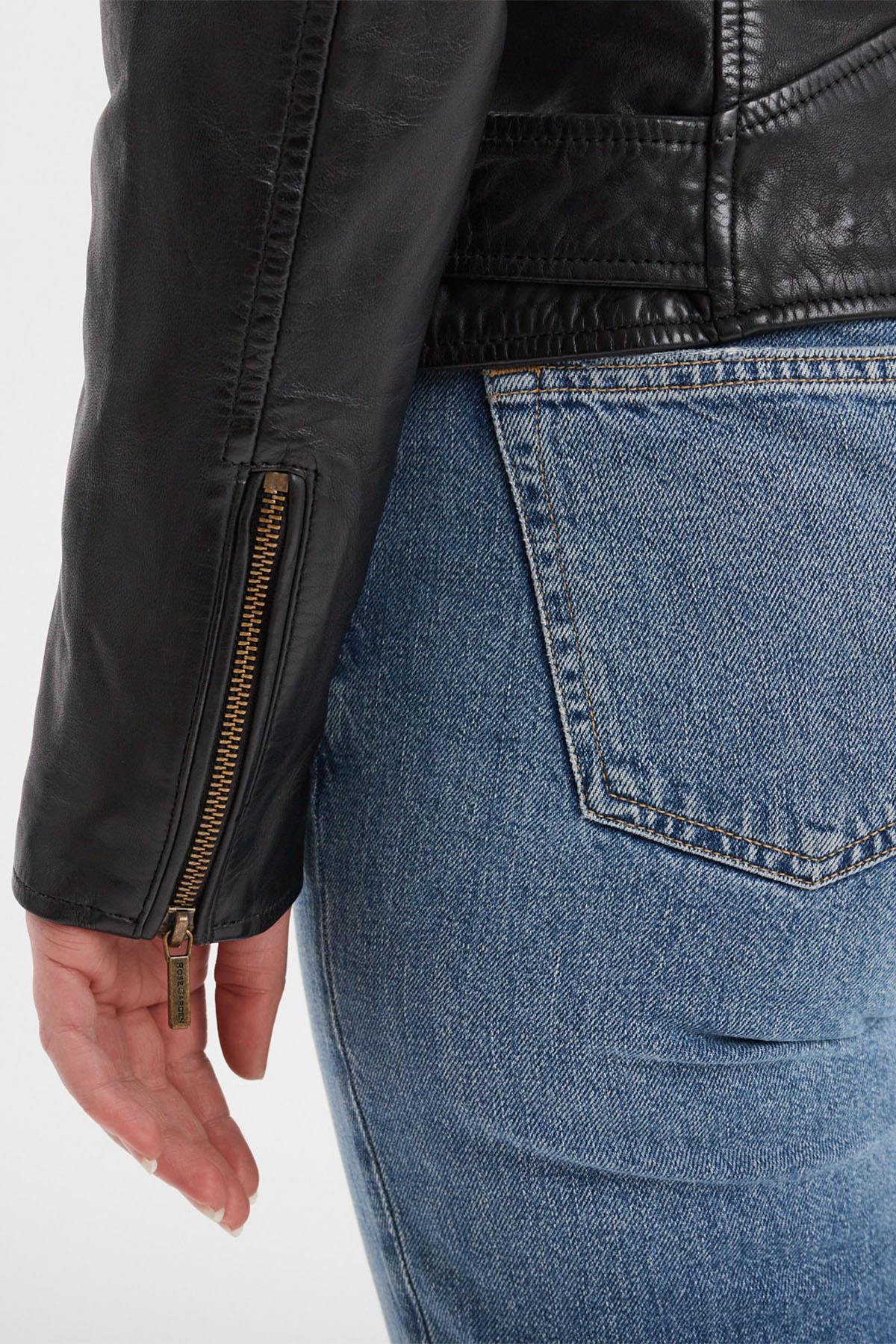 Supple sheep leather perfecto, sharp lines. Minimalist and feminine. - Image n°7