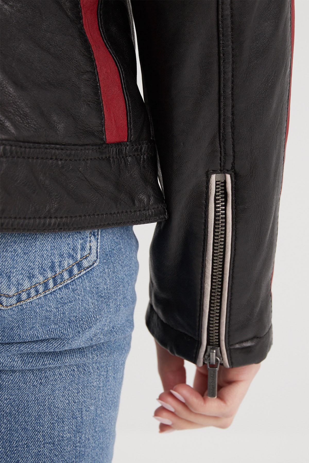 Black lambskin jacket, slim fit, soft and lightweight for all seasons. - Image n°6