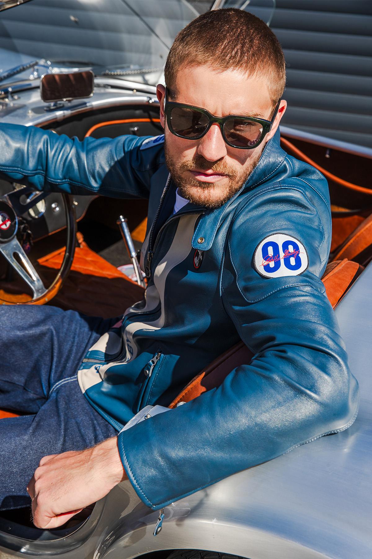 Royal blue sheepskin jacket, lightweight and racing-inspired. - Image n°9