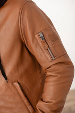 Cognac lambskin bomber: slim fit, removable hood, timeless style. - Image n°7